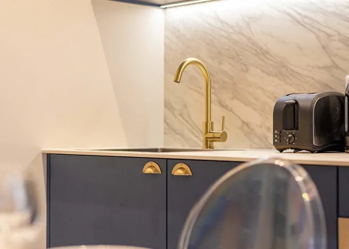 דירה Amazing - 2br 6p - Gare Du Nord *